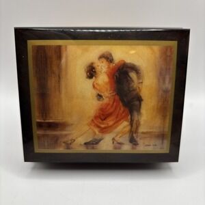 Vintage ERCOLANO "The Tango" Lena Liu- Italian Music Box Wood, Excellent; Works